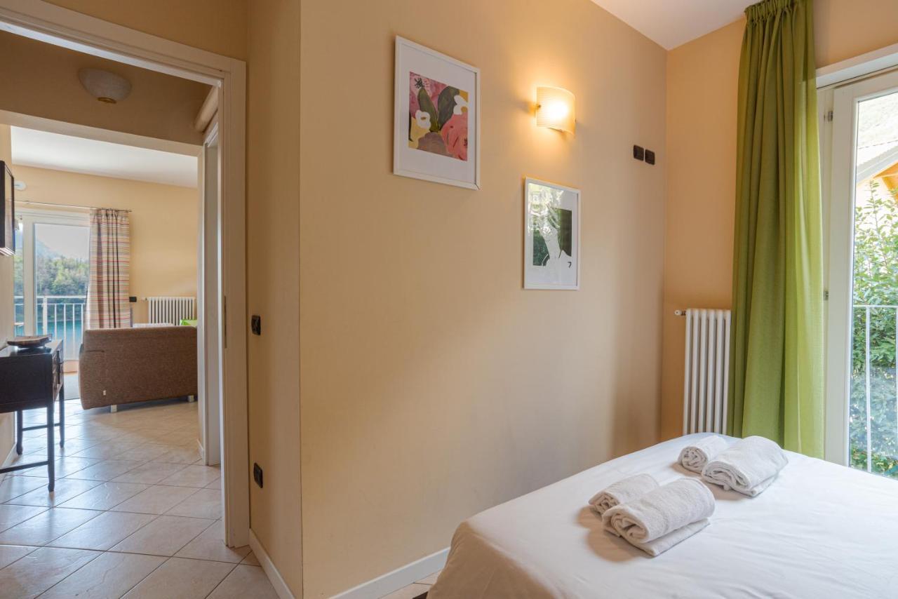 Lake Como Apartment With Balcony And Private Parking Ossuccio Exterior foto